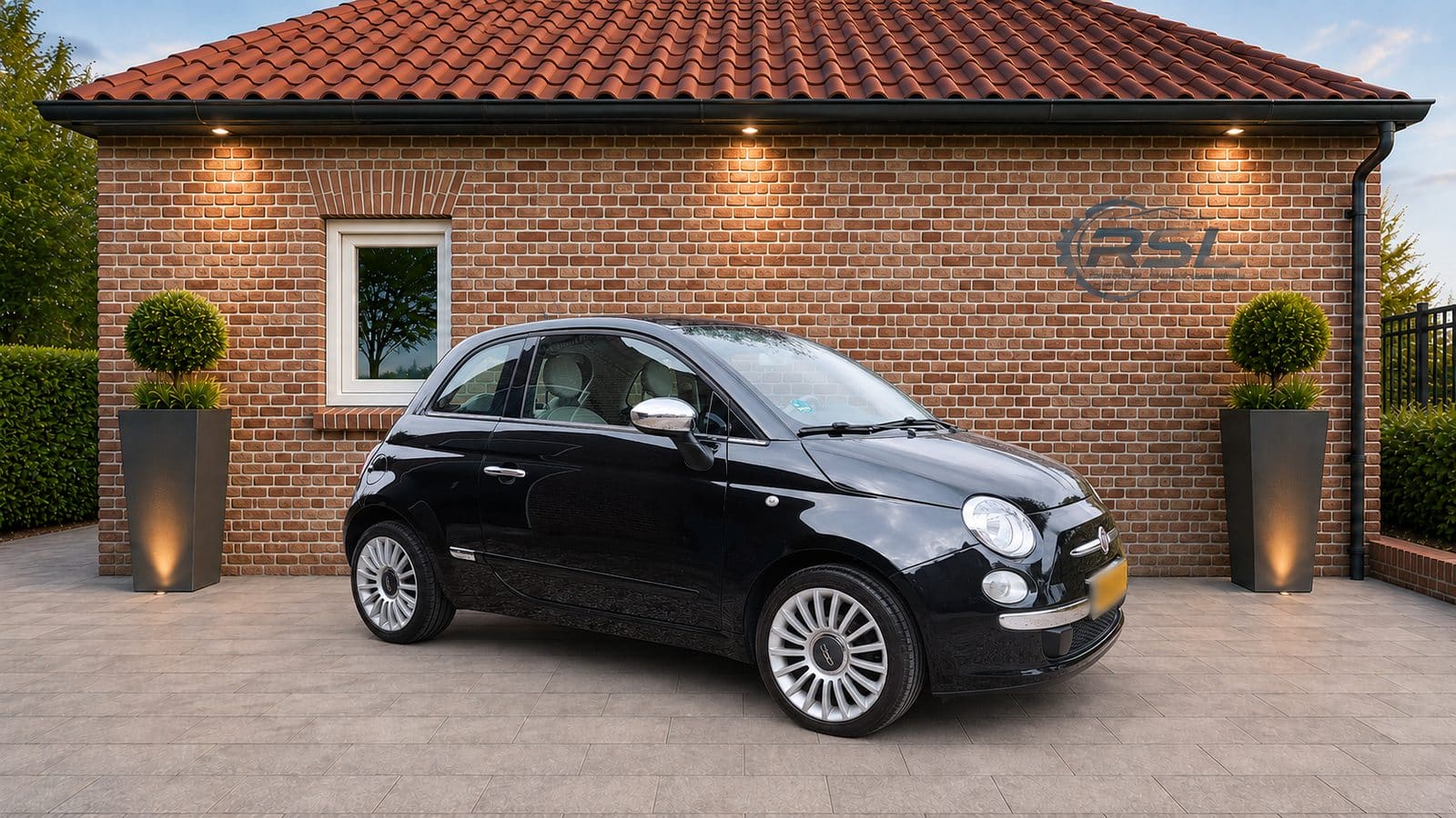 Fiat 500 1.2 (2009) zwart – voorkant driekwart rechts